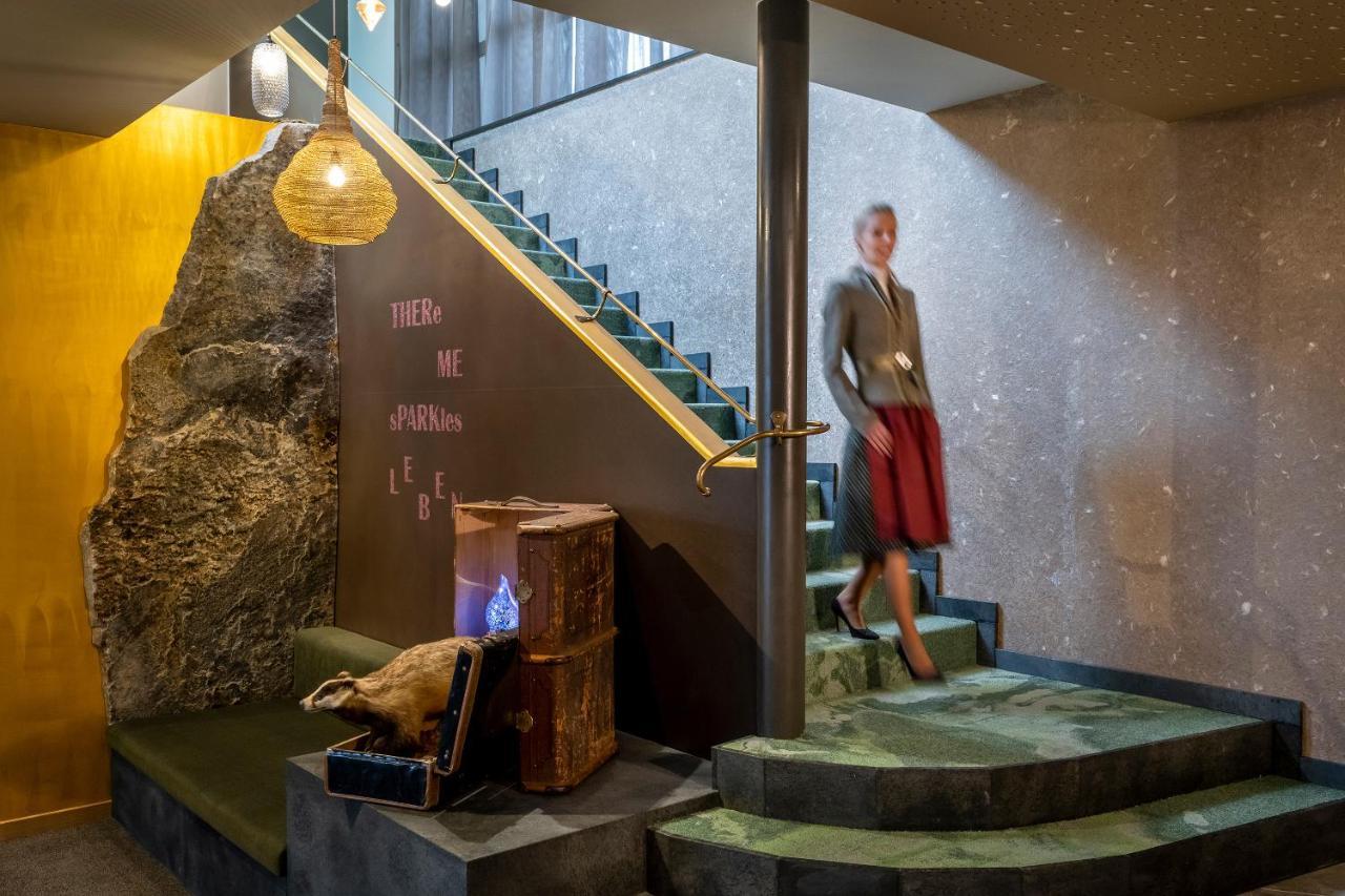Hotel Frechdachs บาดฟึสซิง ภายนอก รูปภาพ