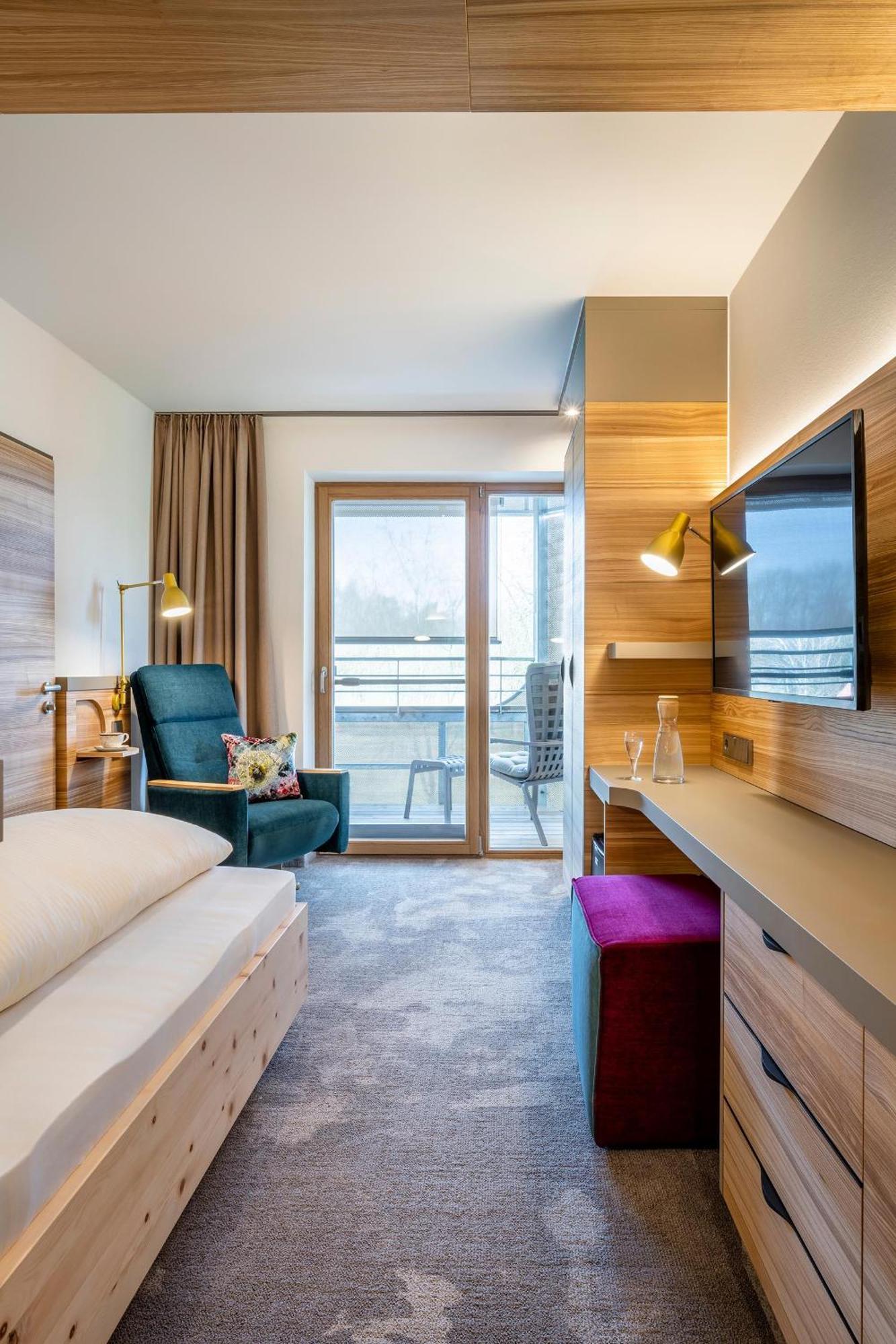 Hotel Frechdachs บาดฟึสซิง ภายนอก รูปภาพ