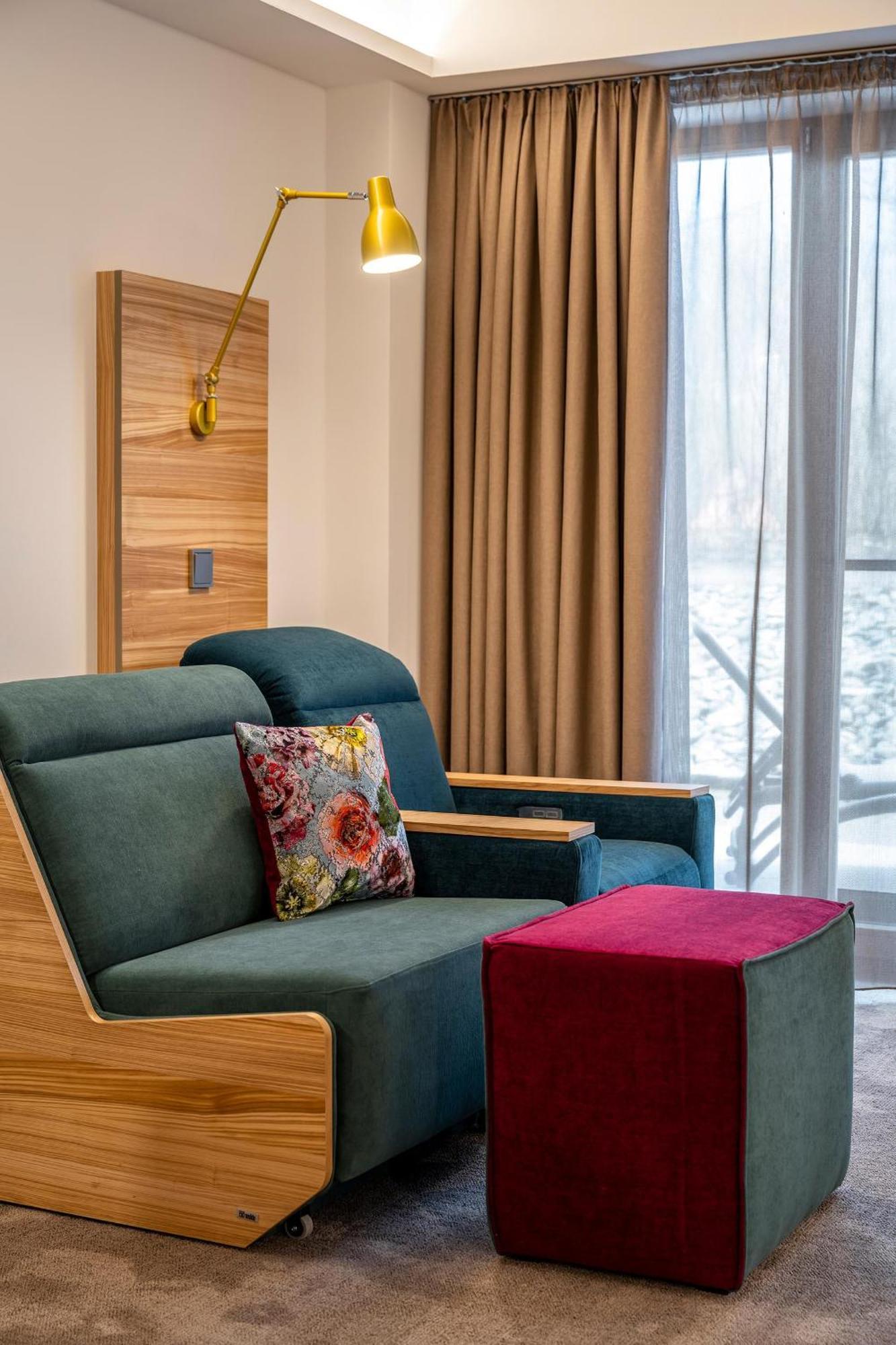 Hotel Frechdachs บาดฟึสซิง ภายนอก รูปภาพ